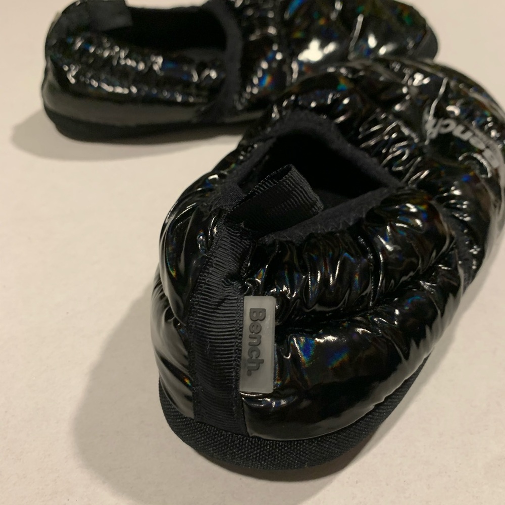 BENCH- Black Shiny Puffer Slippers